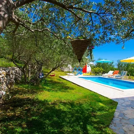Casa de Férias Family Friendly House With A Swimming Pool Plano, Trogir - 21403