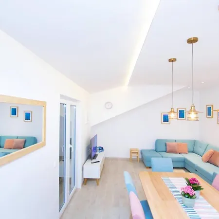 Family Friendly House With A Swimming Pool Plano, Trogir - 21403 * Prgomet