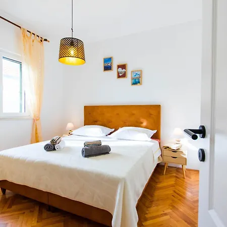 Family Friendly House With A Swimming Pool Plano, Trogir - 21403 Prázdninový dům Prgomet