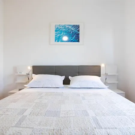 Family Friendly House With A Swimming Pool Plano, Trogir - 21403 Prázdninový dům *