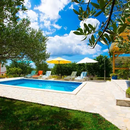 Family Friendly House With A Swimming Pool Plano, Trogir - 21403 * Prgomet